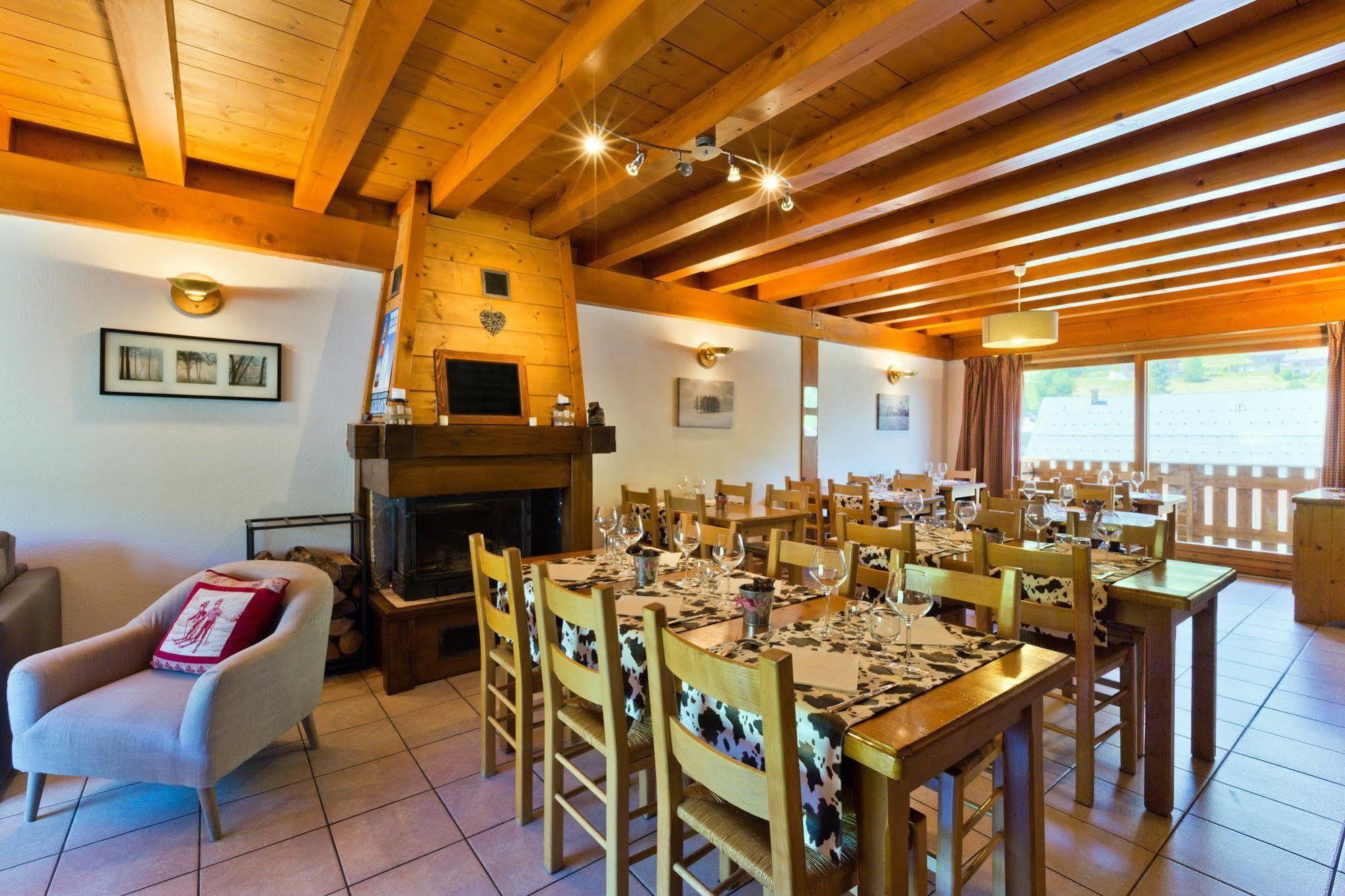 Chalet Hotel Aiguille Blanche Logis لي جيه المظهر الخارجي الصورة